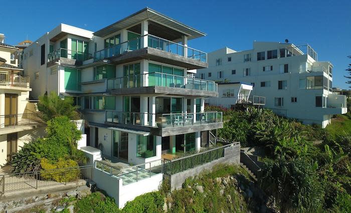 Horse owner Greg Ingham lists Yamba beachfront apartment