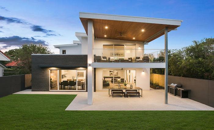 Five bedroom Yeronga house sold for $1.81 million