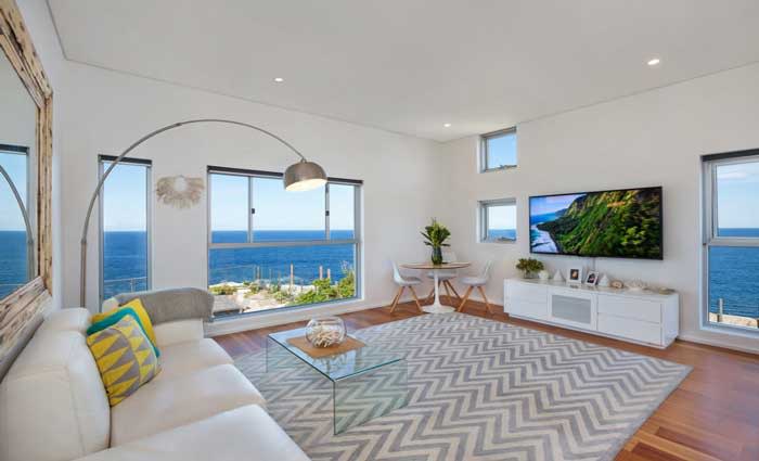 Neighbouring beach pad to actor Simon Baker listed
