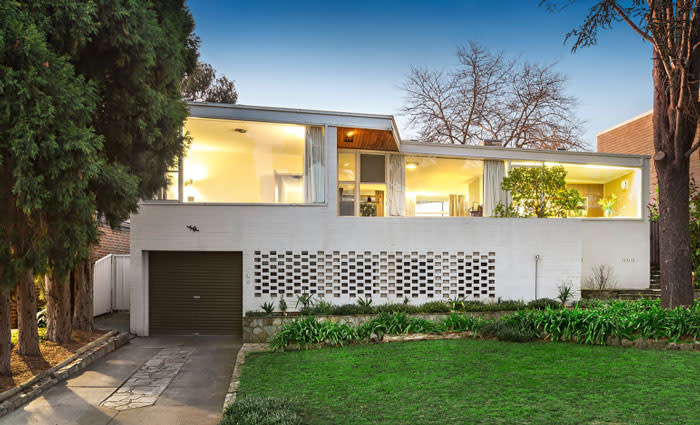 Robin Boyd Ivanhoe East sale