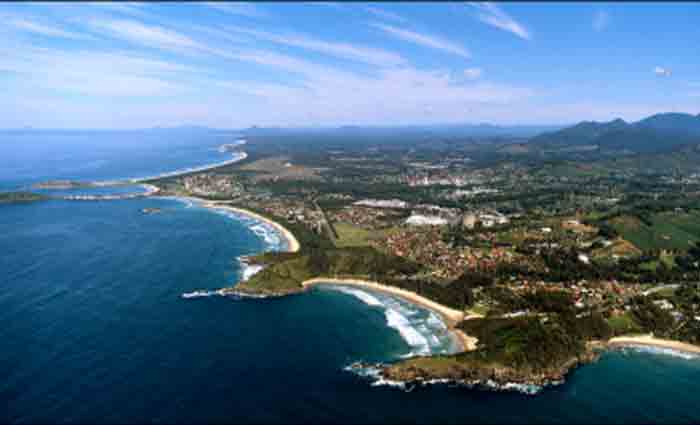 Coffs Harbour joins 3 NSW cities at the peak: March HTW house property clock