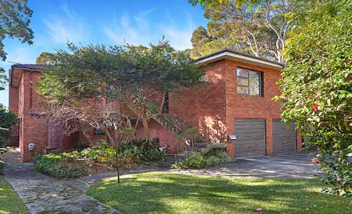 Low auction numbers giving high clearance rate momentum