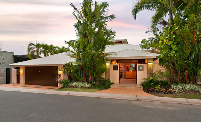 Port Douglas hilltop trophy home sold for $2 million