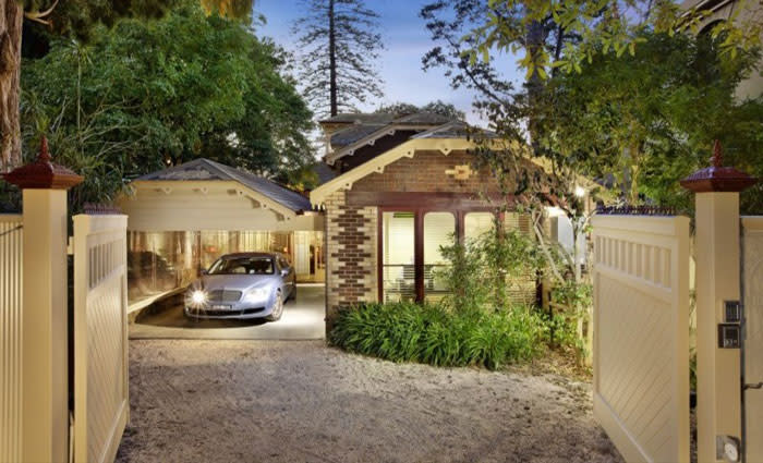 Hawthorn riverside $9 million plus listing