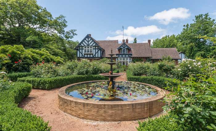 John Hewson's Southern Highlands estate passed in no bid