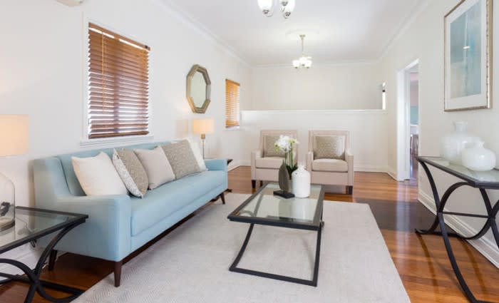 Ben Mowen sells in Brisbane's Holland Park