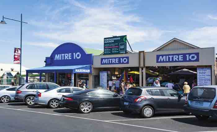 Property leased to Mitre 10 in Melbourne's Sorrento auctioned $6 million above reserve price