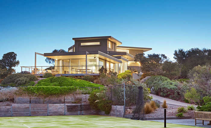 Home built by Country Road pioneer Jane Parker lists in Blairgowrie