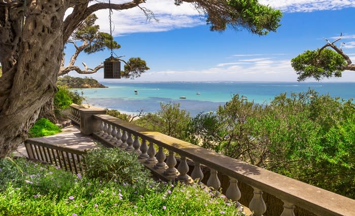 Rovina headlines Portsea's summer of limited 2016 prestige property listings