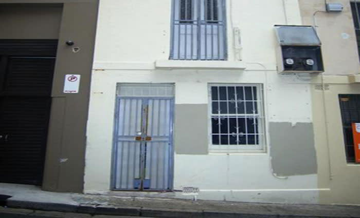 Second Surry Hills skinny terrace auction result suggests Sydney shedding its price exuberance
