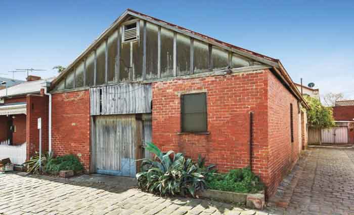 Tin shed warehouse offering in Albert Park