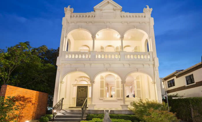 Andrew Jefferies makeover sells in South Yarra