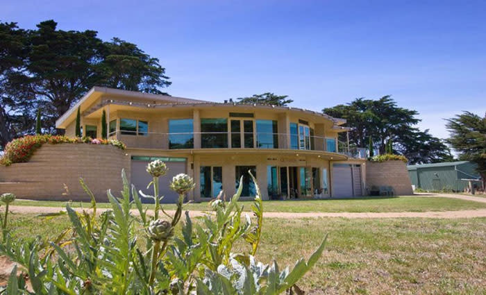 La Campagna Winery remains listed on Mornington Peninsula