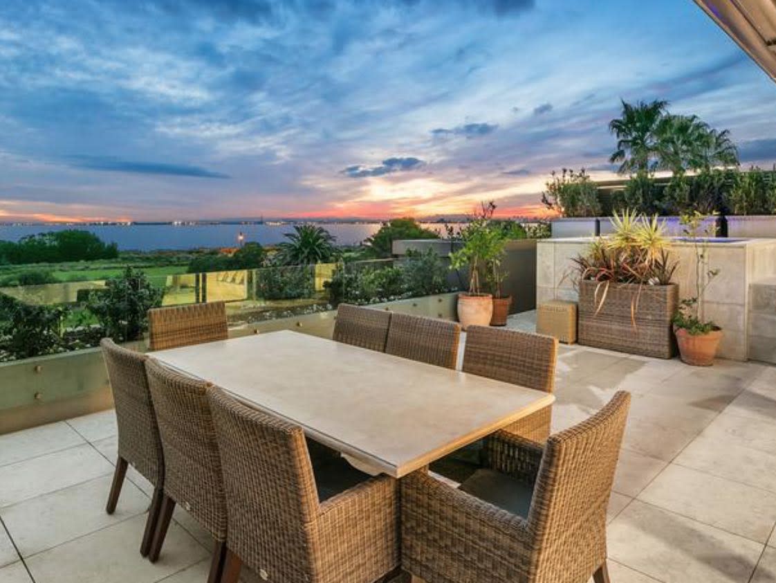 Shane Warne buys again in Brighton in another poker property play