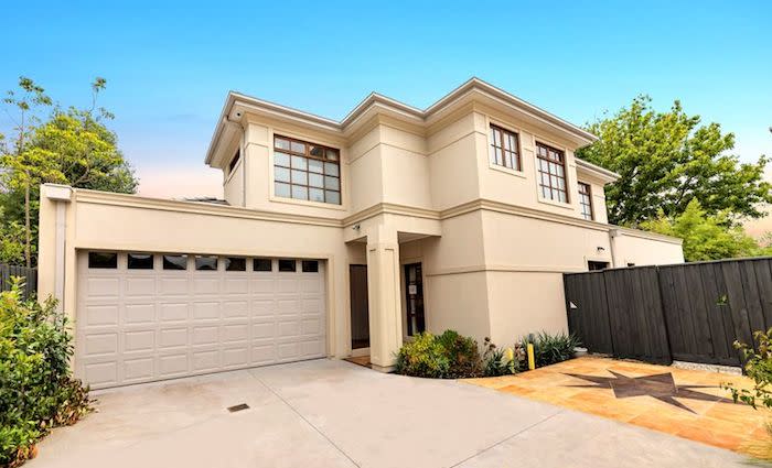 Blackburn, Vic mortgagee home sold for $300,000 off original listing