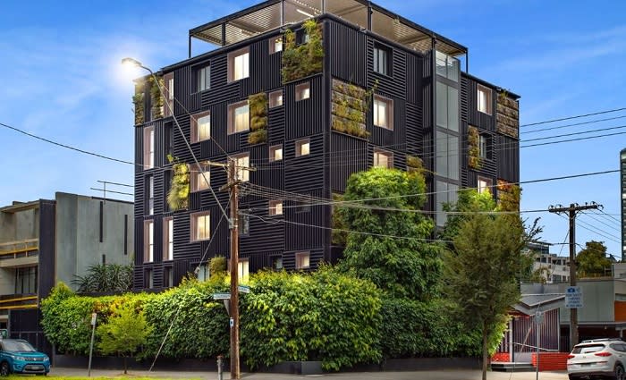 2013 The Block apartment in South Melbourne for sale again