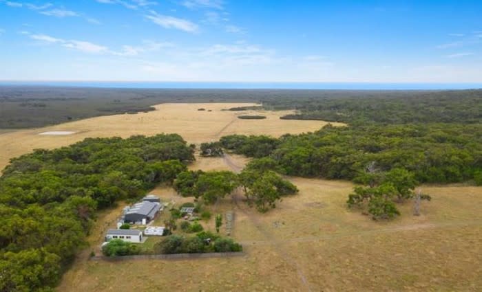 French Island estate once owned by Kylie Minogue sold