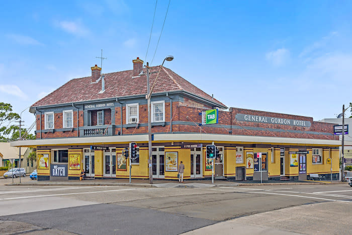 General Gorden Hotel in Sydney's south-west sells for $18.1 million in off-market deal