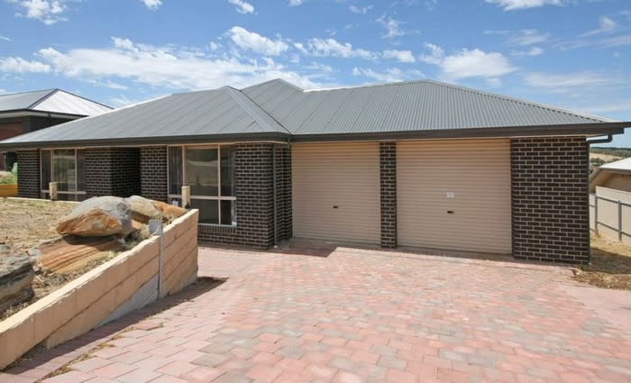 Three bedroom Huntfield Heights, SA home listed by its mortgagee