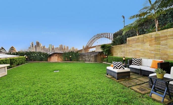 Kirribilli apartment smashes suburb record with $10.8 million sale