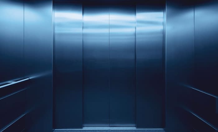 Safe Work Australia dumps 1.5m social distancing for office lifts