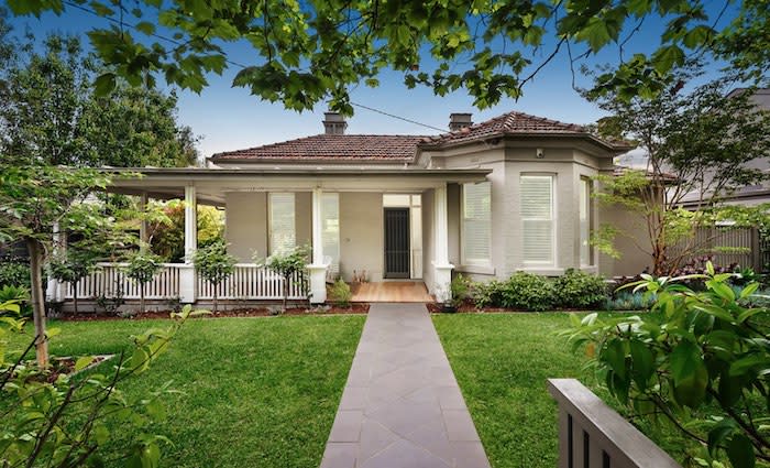 Celebrity chef Gary Mehigan lists Malvern East home