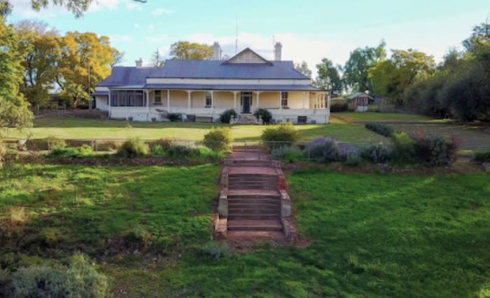 Moorna Station offered with $8 million plus hopes