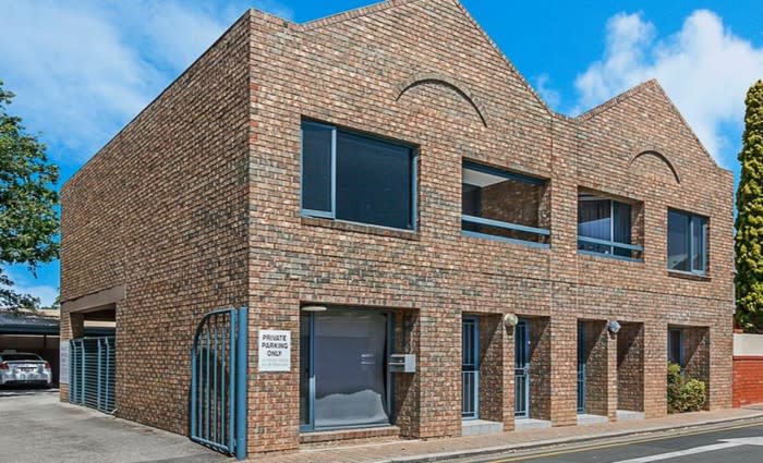 North Adelaide home listed by mortgagee set for February auction 