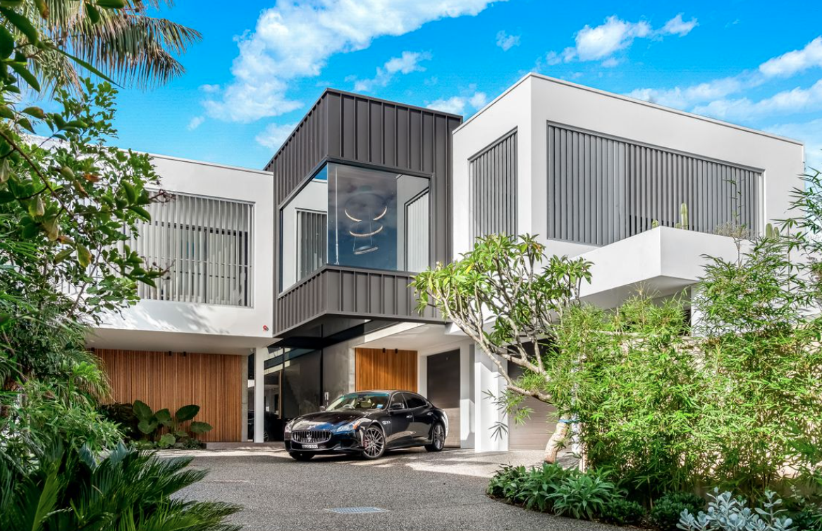 Booker Bay apartment breaks records on the Central Coast peninsula