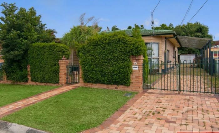 Slacks Creek mortgagee home sells at auction
