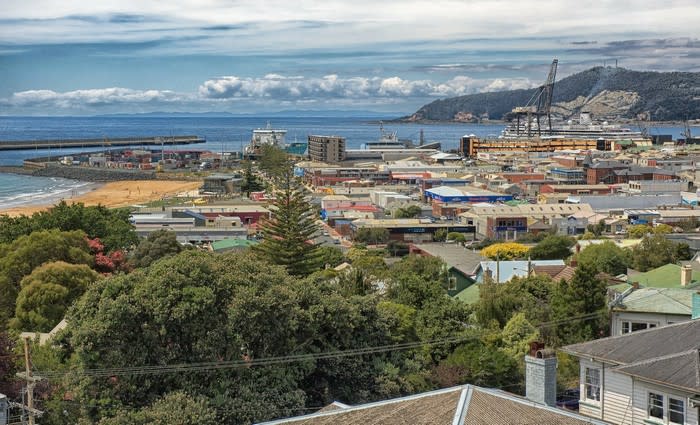 Tasmania had eight of the ten fastest selling localities for houses in 2018
