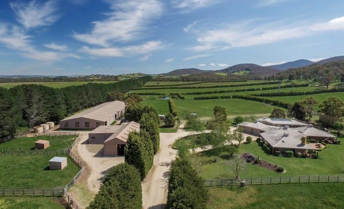 Joe Vella's Wingrove Park, Kerrie horse stud listed