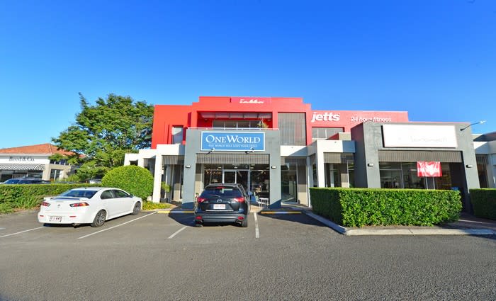 Dual retail lots break $3 million at Sunshine Coast auction