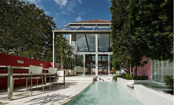 One Rose, the Don Gazzard-designed Annandale house listed