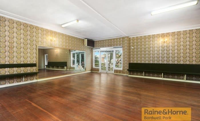 Strictly ballroom devotees for Baldwell Park offering