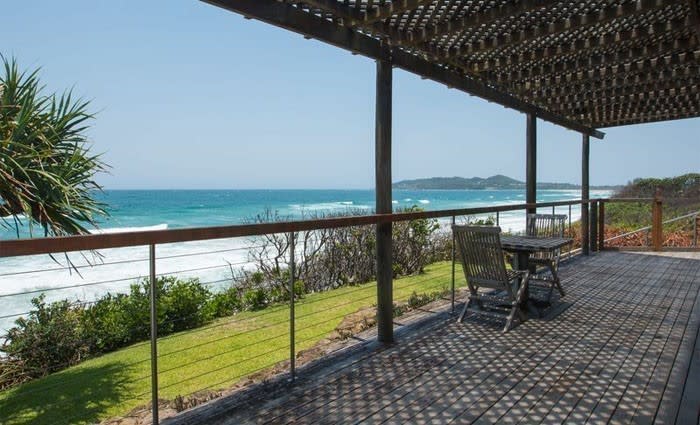 John 'Strop' Cornell and Delvene Delaney secure $10 million Belongil Beach, Byron Bay sale