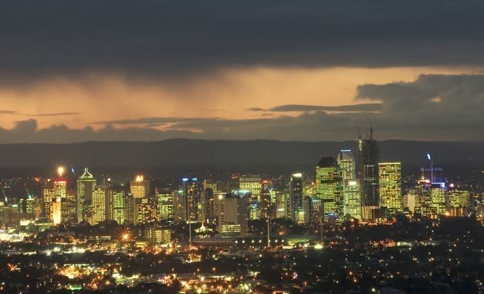 Brisbane's looming oversupply will catch out poorly informed investors: Simon Pressley