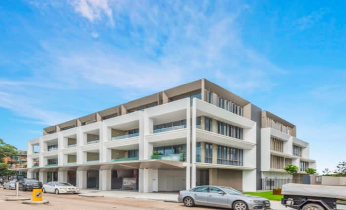 Fox Sports host Brendon Julian settles on new Bronte apartment