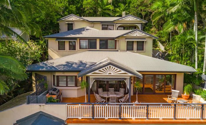Former JB Hi-Fi CEO Richard Uechtritz buys Australia's most easterly home