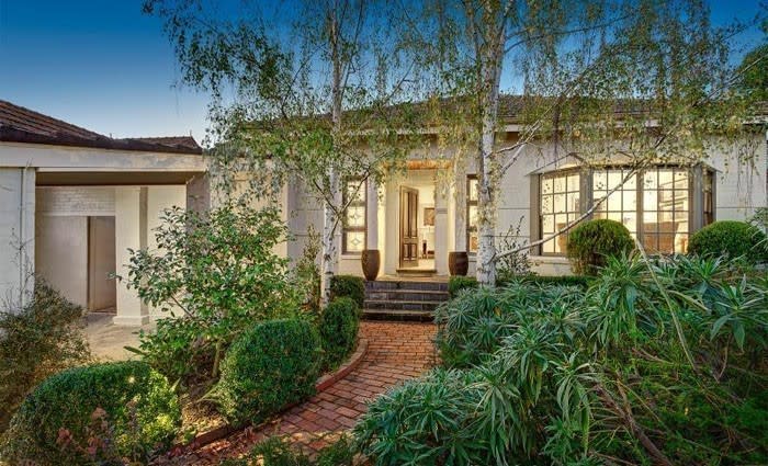 Downsizing Terry McCrann lists longtime Camberwell home