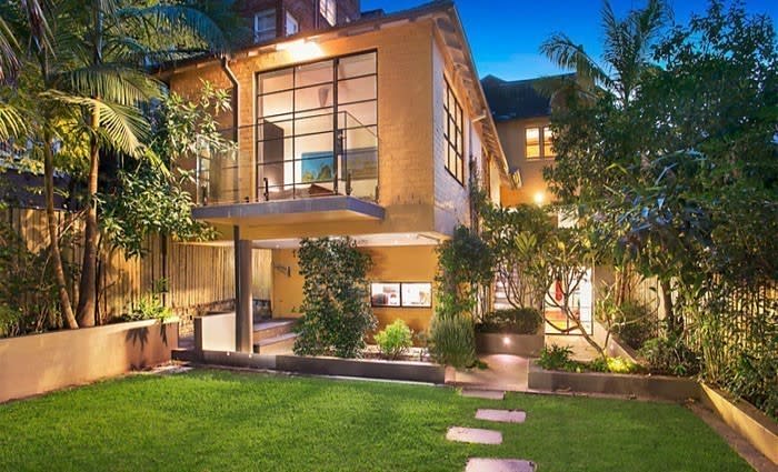 Andrew Denton and Jennifer Byrne sell Double Bay home