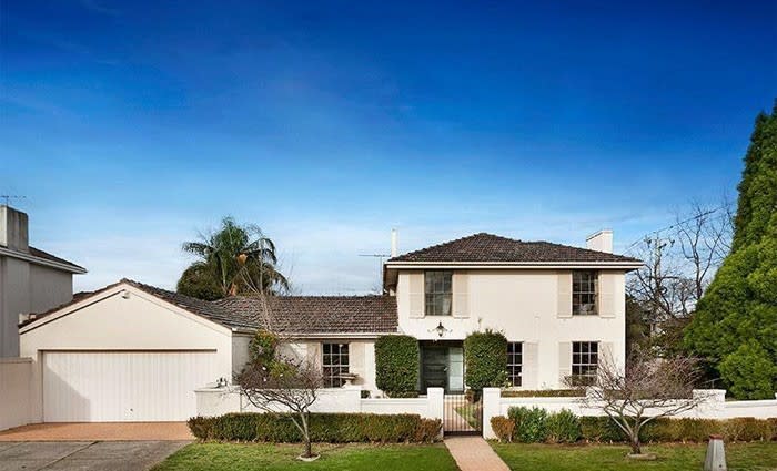 Surprised wife refuses to move, so Toorak unrenovated home resold