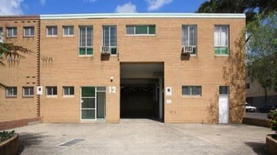 Jimmy Barnes finds buyer for one of his Botany investment warehouses