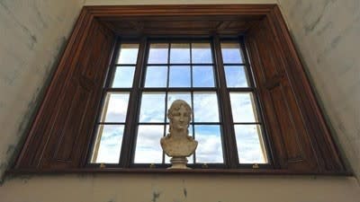 Leo Schofield lists contents of colonial Tasmanian home
