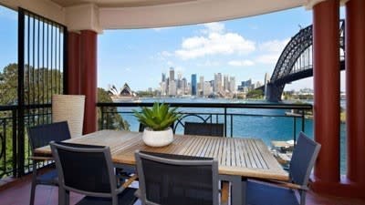 Thoroughbred owner Tony Huang lists pedigree Kirribilli apartment that celebrates the Magic of Sydney