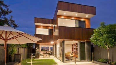 Darren Lockyer gives Brisbane market a try but can't get his house over the line