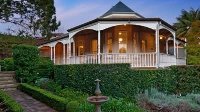 NBN boss Mike Quigley sells, but for little return