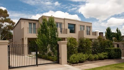 Kevin Rudd and Therese Rein list Yarralumla, Canberra home with no profit hope