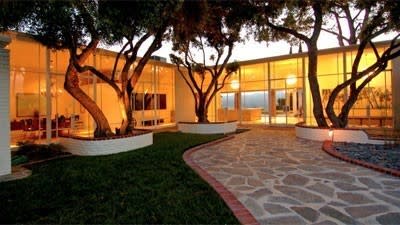 Frank Sinatra's former home on the market for the first time