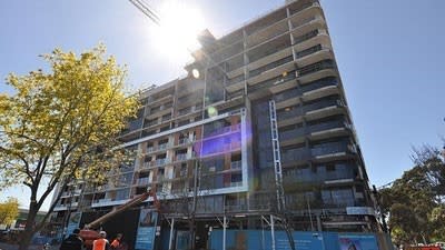Melbourne urban renewal to slow and spread to the suburbs from 2014: Charter Keck Cramer